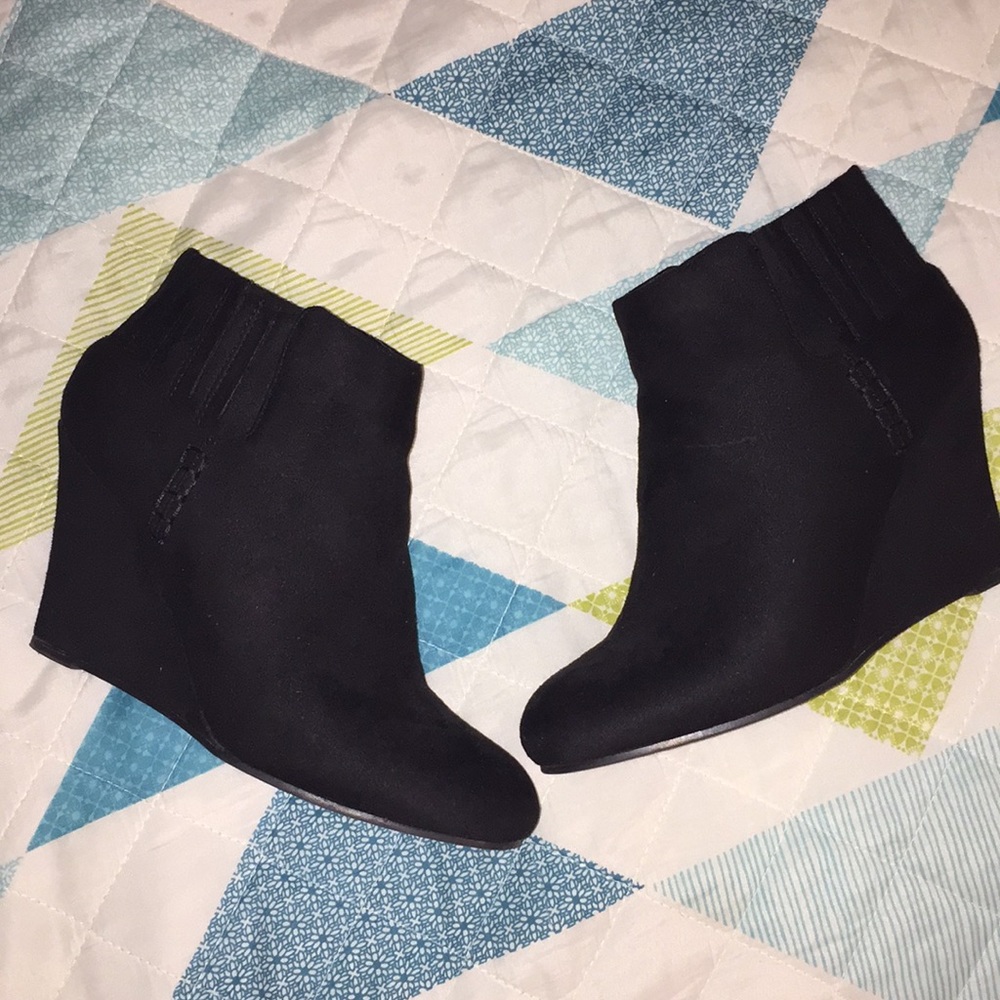 Black wedge booties